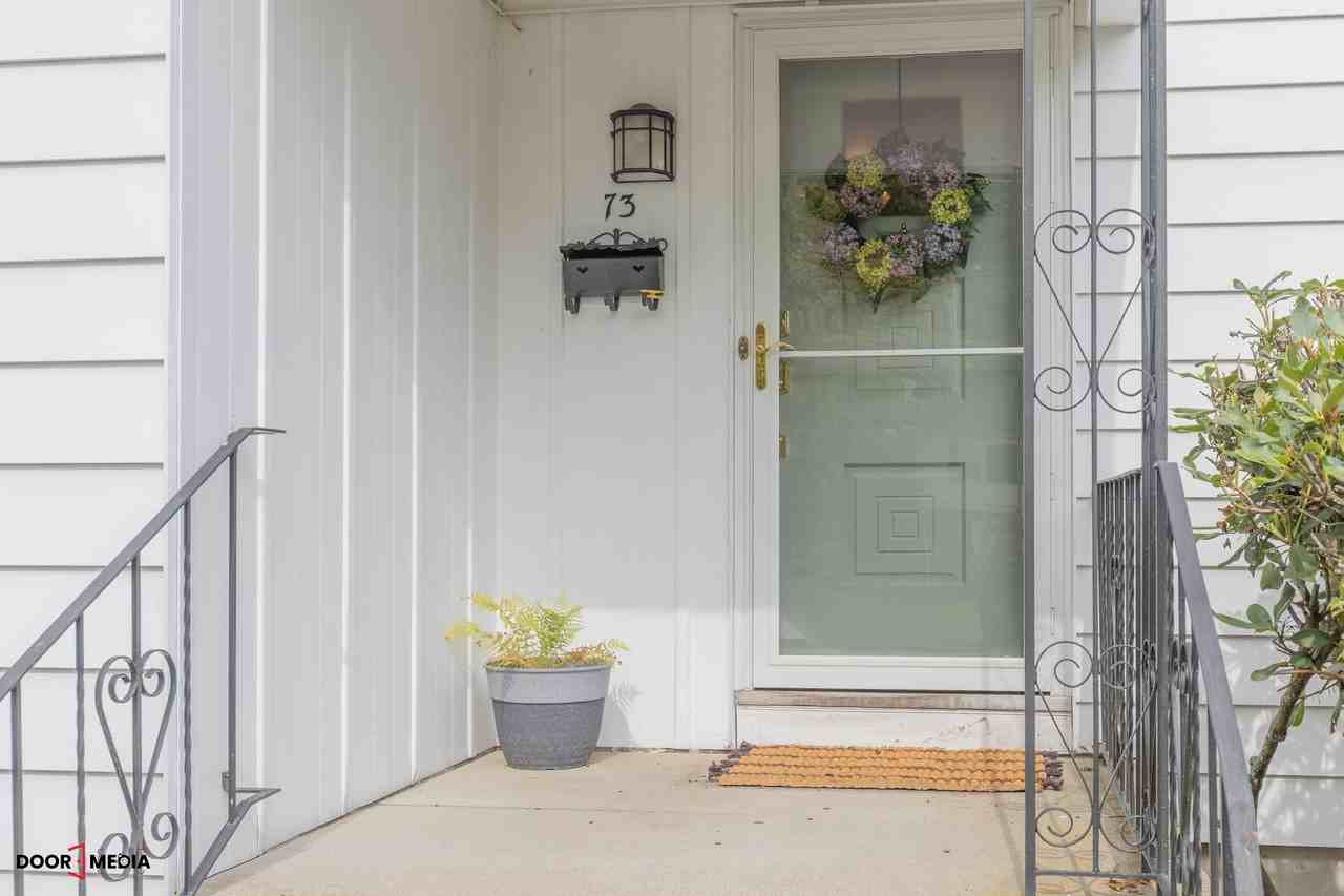 73 Montclair Dr - Photo 2 of 37