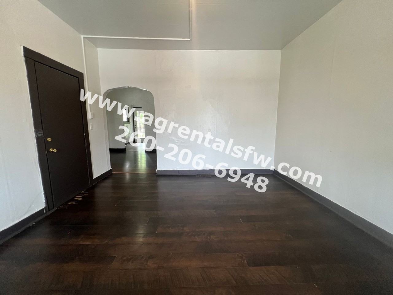 325 Brandriff St - Photo 2 of 15