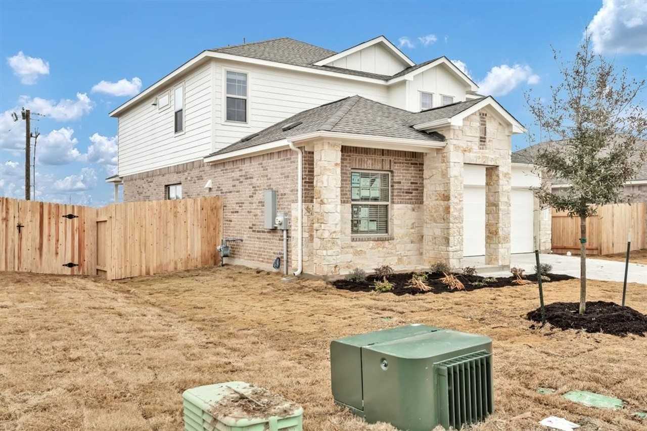 21517 Quick Fox Dr - Photo 3 of 22