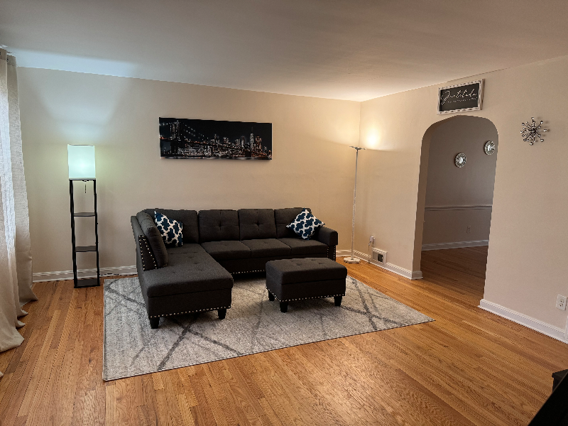 1911 Winford Rd - Photo 3 of 15