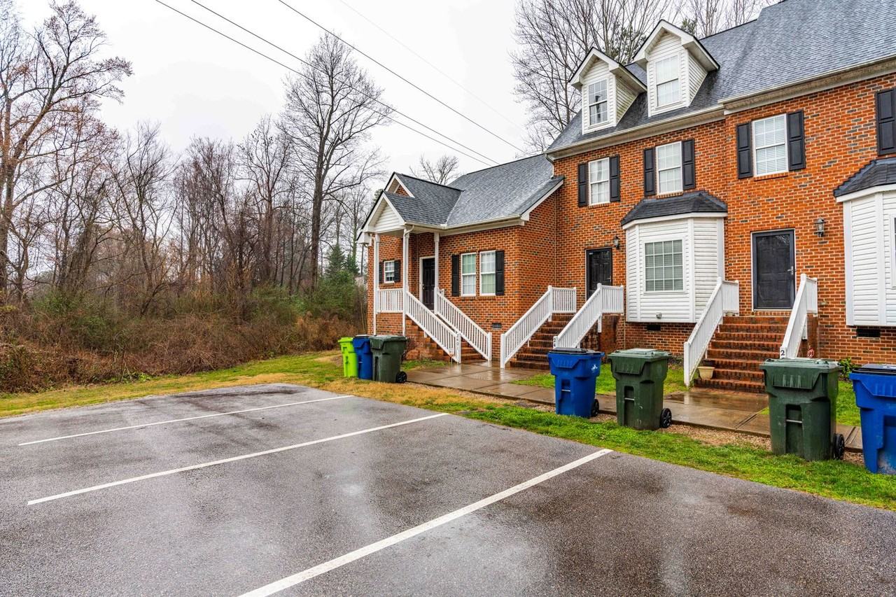 2403 Trout Stream Dr - Photo 2 of 31