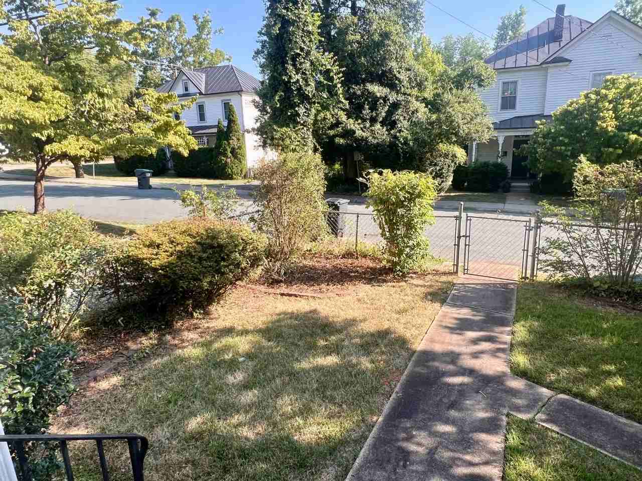 1104 Little High St - Photo 2 of 29