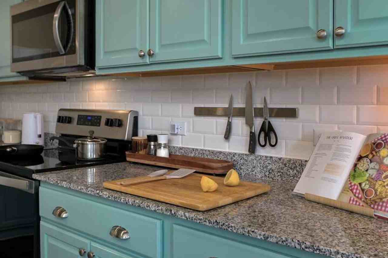 6110 Willow Point Blvd - Photo 4 of 9