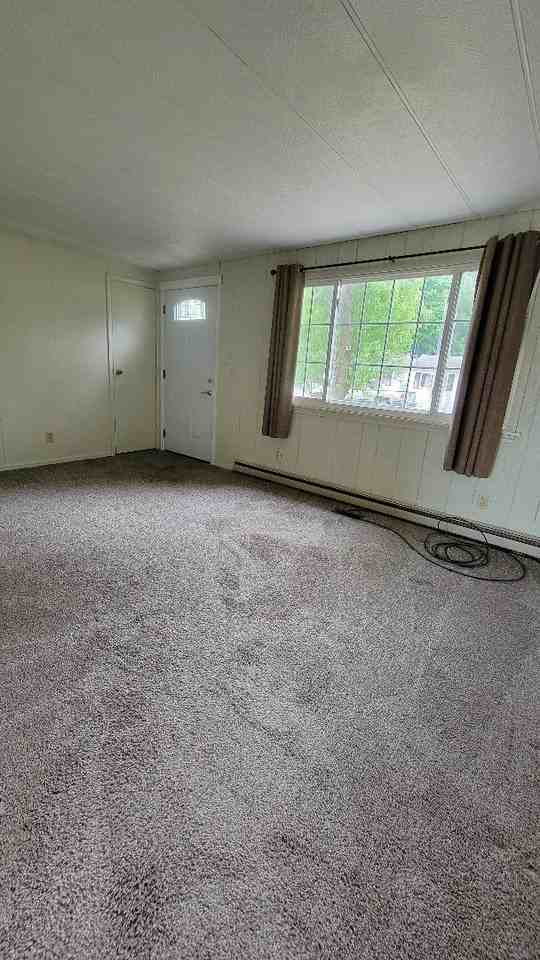460 Lee Ave #460 - Photo 5 of 17