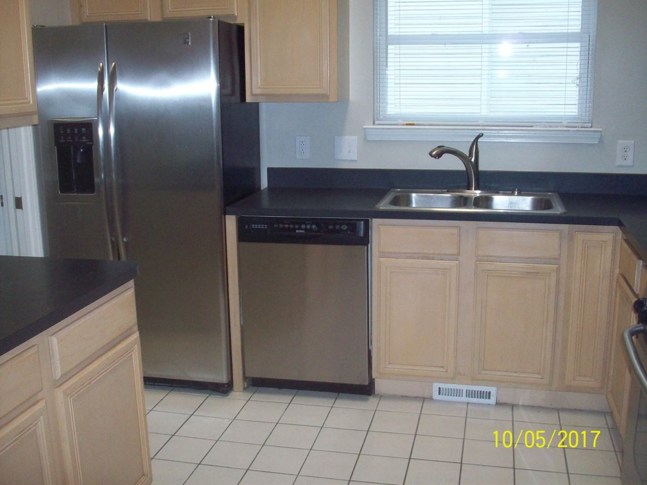 3052 Talon Cir #NA - Photo 3 of 15