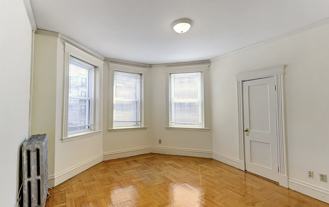 16 Queensberry St #12K - Photo 1 of 1