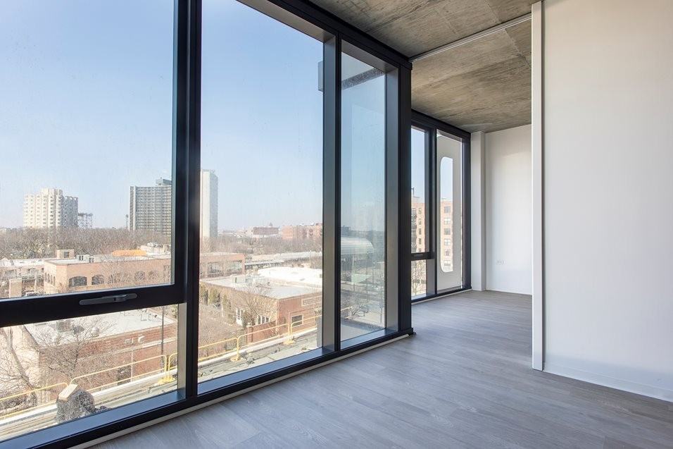 2217 S Wabash Ave #1807 - Photo 3 of 30