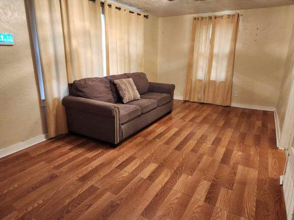 2617 Sw I Ave #NA - Photo 3 of 8