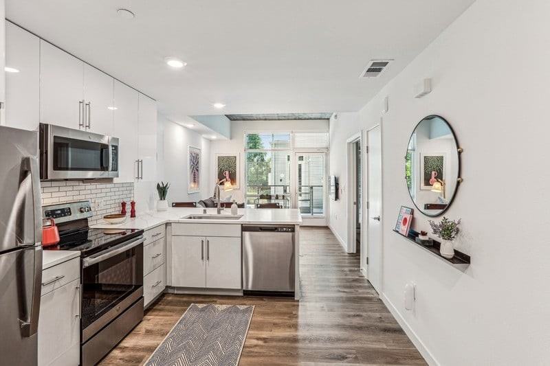 Link Apartments® Four12 - Photo 4 of 26