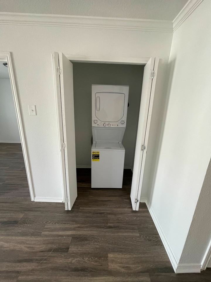 The Cliffside Apartments - Photo 4 of 9