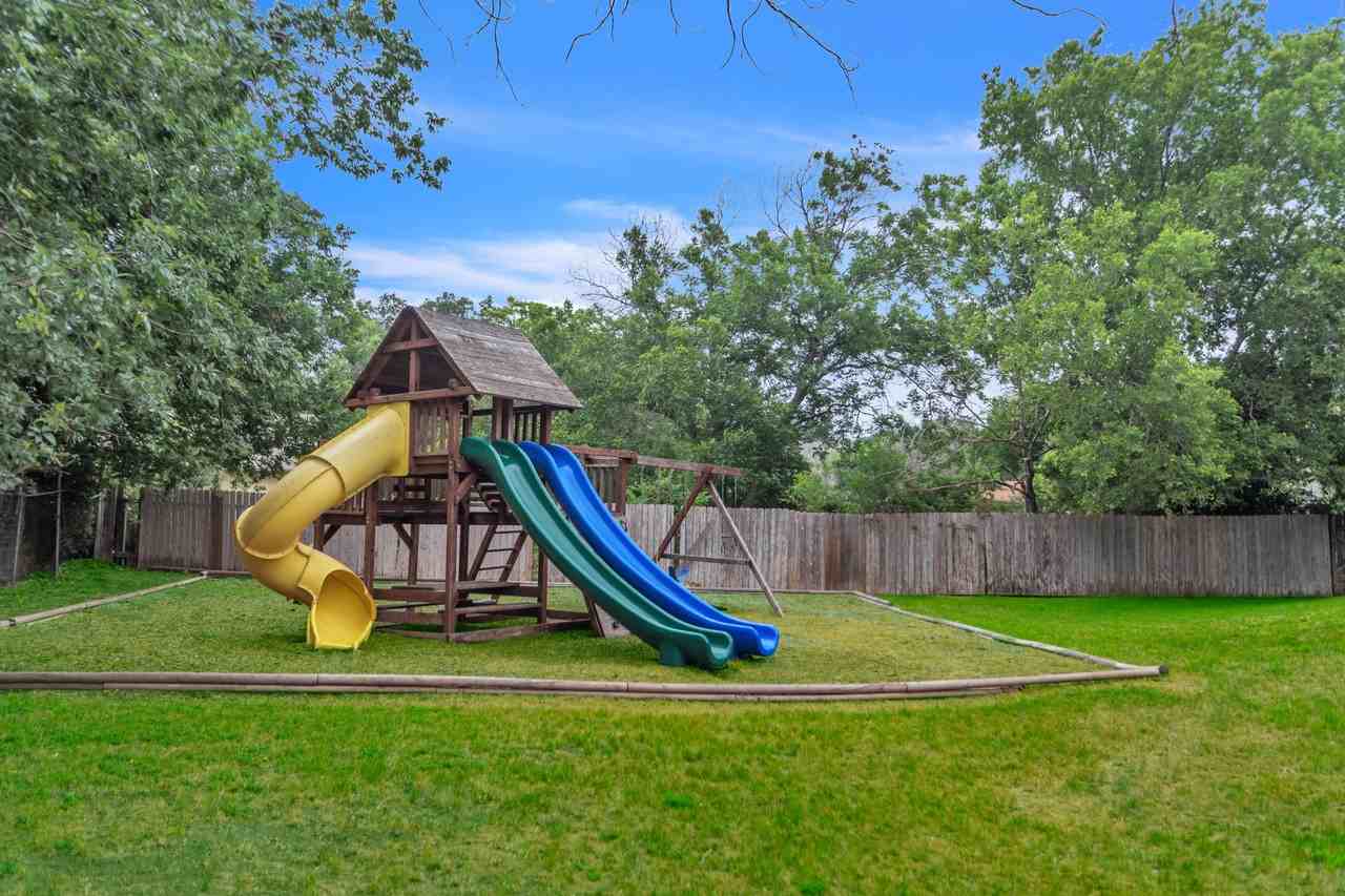 Rio @ 1604 - Photo 7 of 19