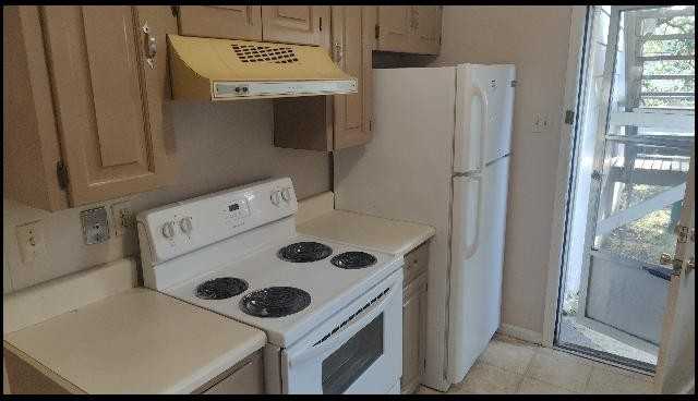 1906 Brownwood Rd #A - Photo 2 of 10