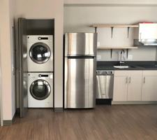 featured image of 808 W Prospect Rd