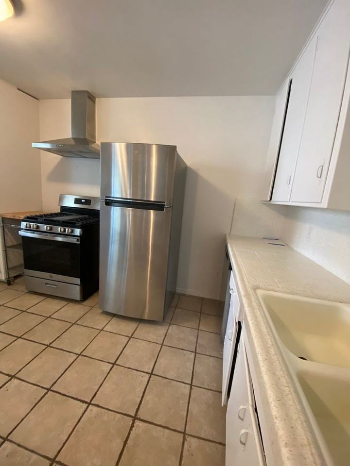 4935 Coronado Ave - Photo 7 of 23