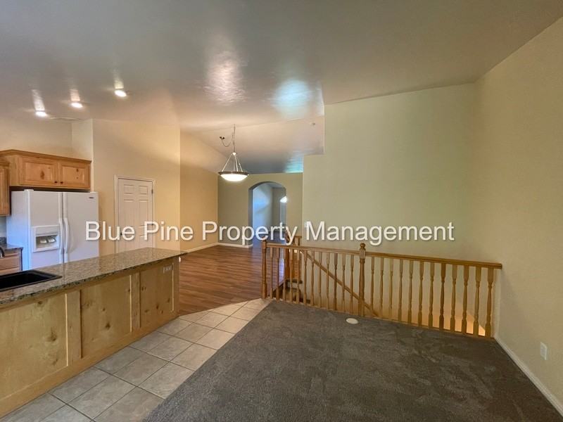 2409 Brandon Dr - Photo 7 of 24