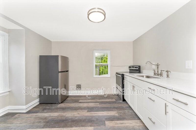 267 S Prospect St #7 - Photo 3 of 23