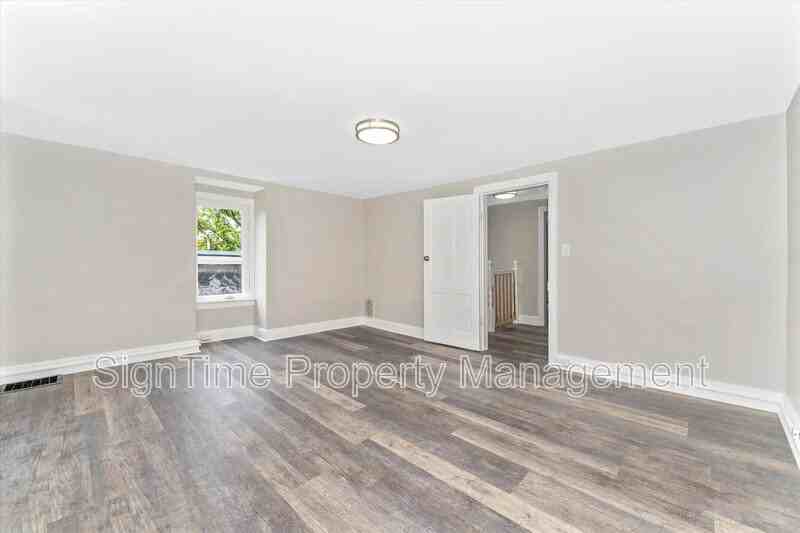 267 S Prospect St #7 - Photo 5 of 23