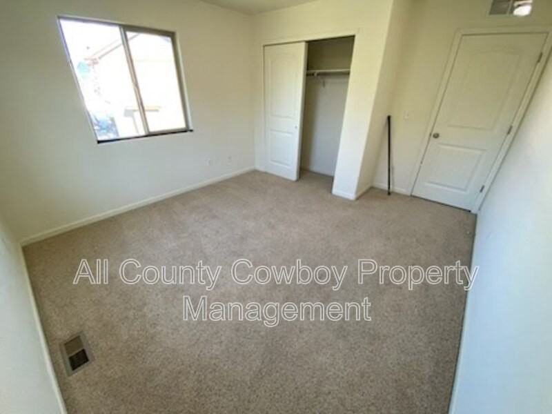 6962 Wild Bill Ct - Photo 7 of 13