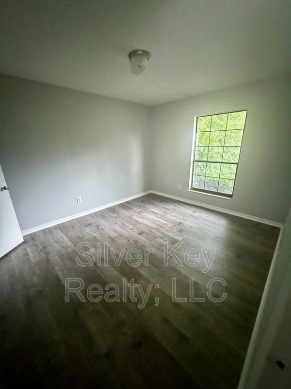 311 Sunset Dr #6 - Photo 7 of 9