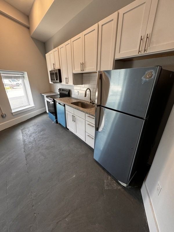 101 S Main St #4 - Photo 2 of 8