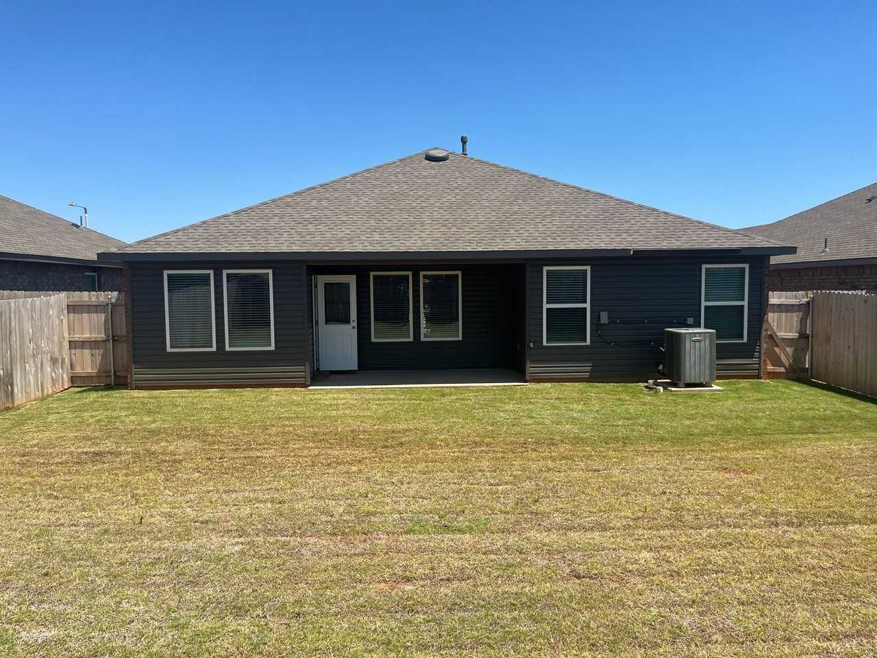 10420 Sw 41st Pl - Photo 3 of 7