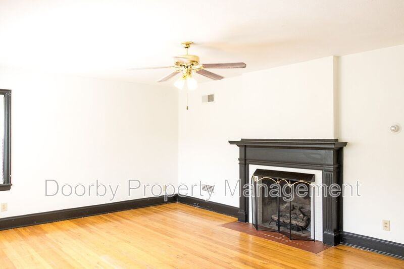 219 Sequoia Dr - Photo 2 of 24