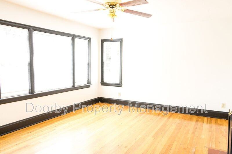 219 Sequoia Dr - Photo 3 of 24