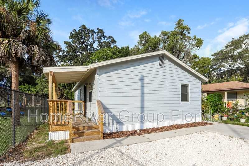 411 E Oakwood St - Photo 3 of 22