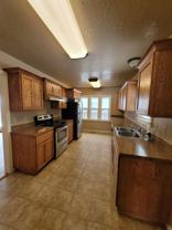 305 S Meridian Rd - Photo 1 of 1