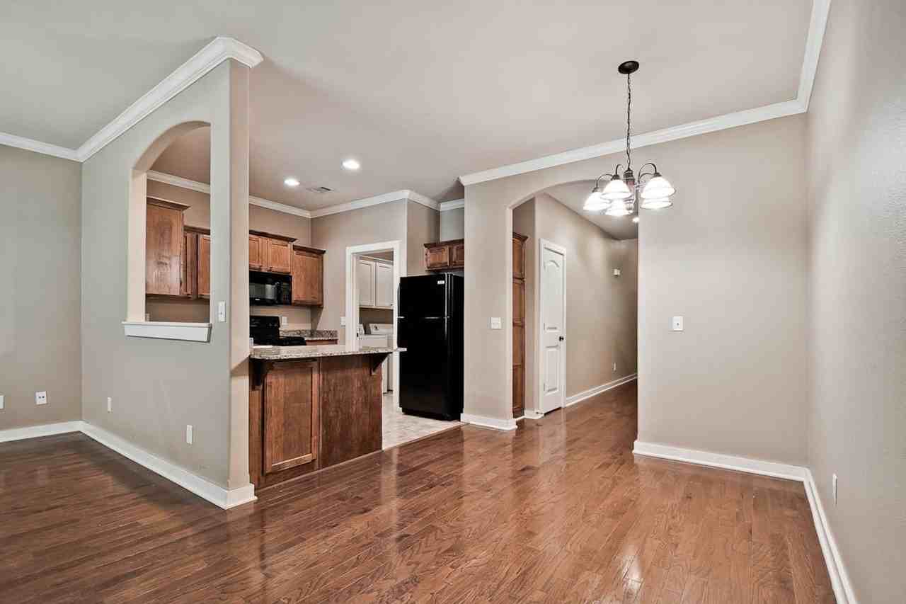 Chester Hills II - Photo 4 of 23