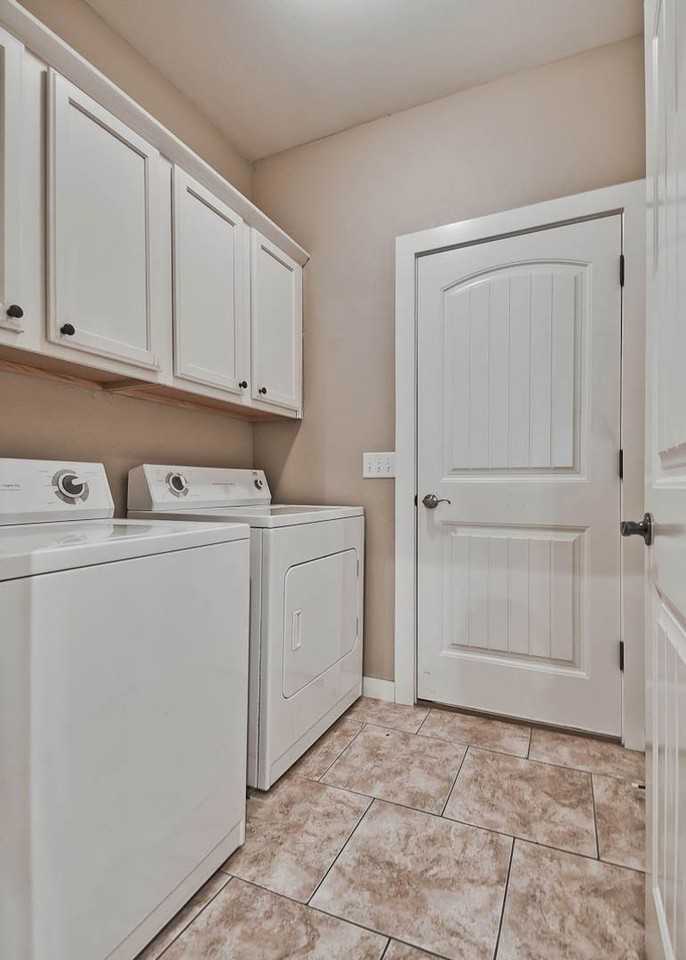 Chester Hills II - Photo 7 of 23