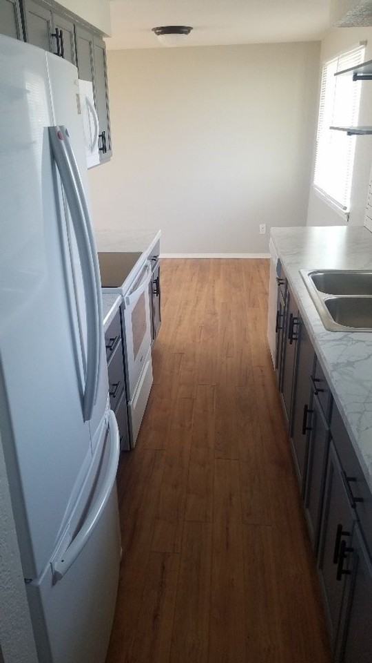 415 Nw 12th St - Photo 3 of 45