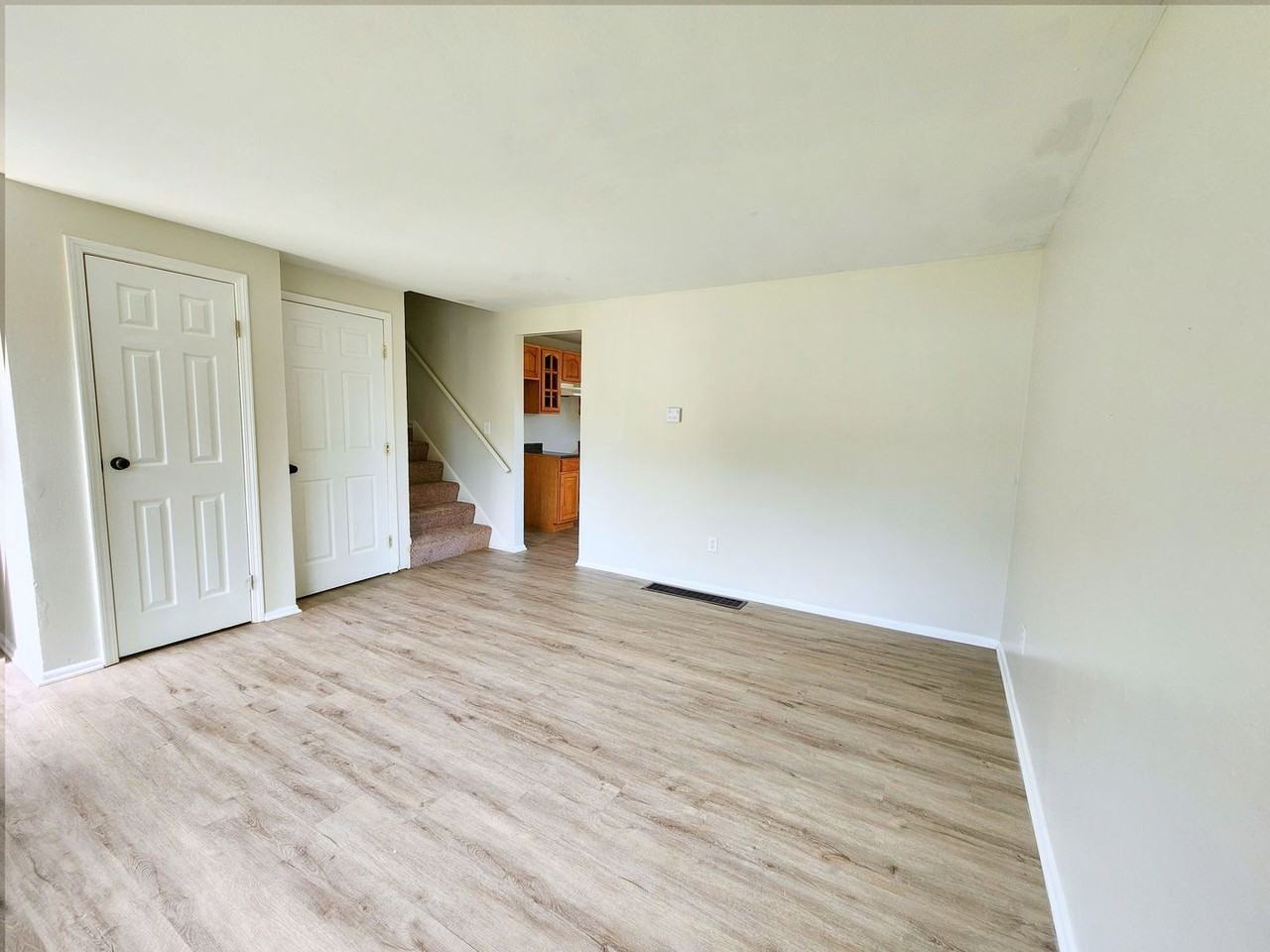 4844 Harbor Boulevard - Photo 2 of 7