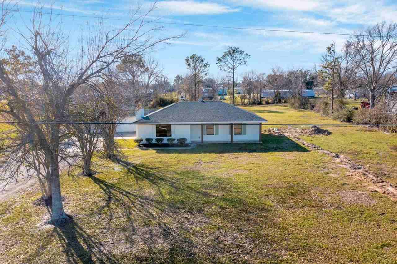 6970 Greathouse Rd - Photo 2 of 21