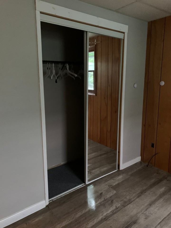 108 E Albany St - Photo 4 of 17