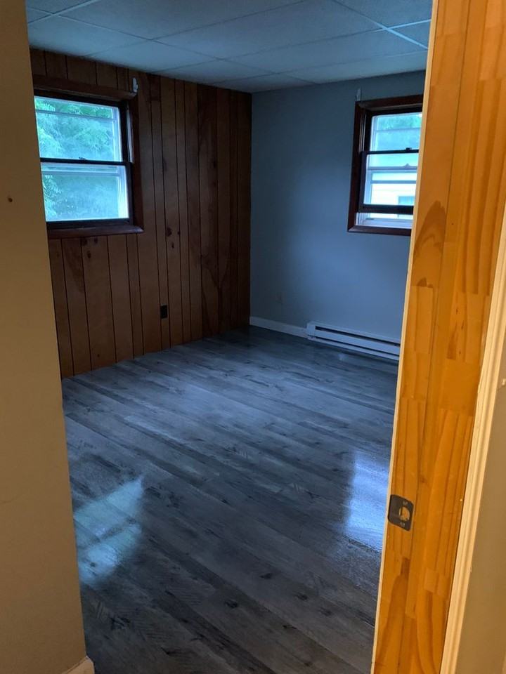 108 E Albany St - Photo 5 of 17