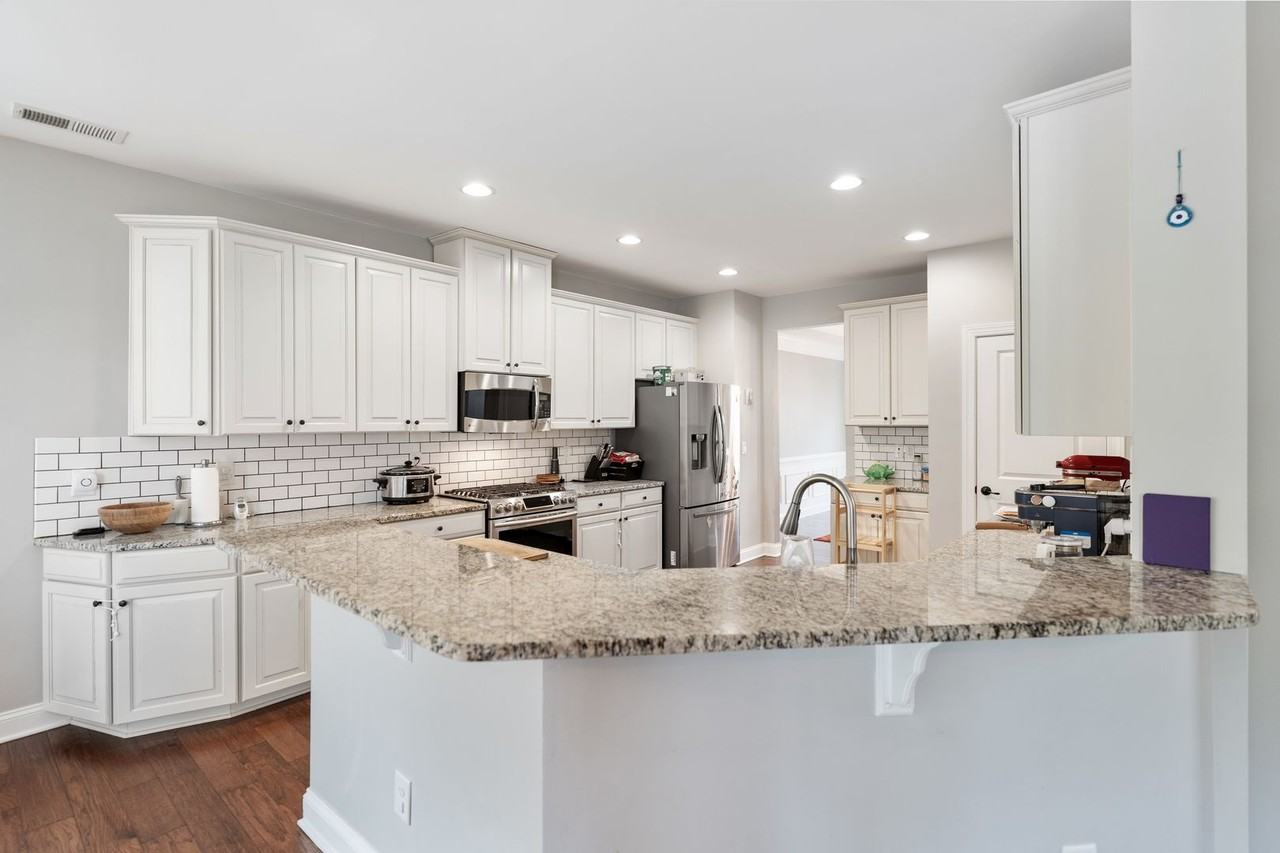1156 Survada Ln - Photo 2 of 20