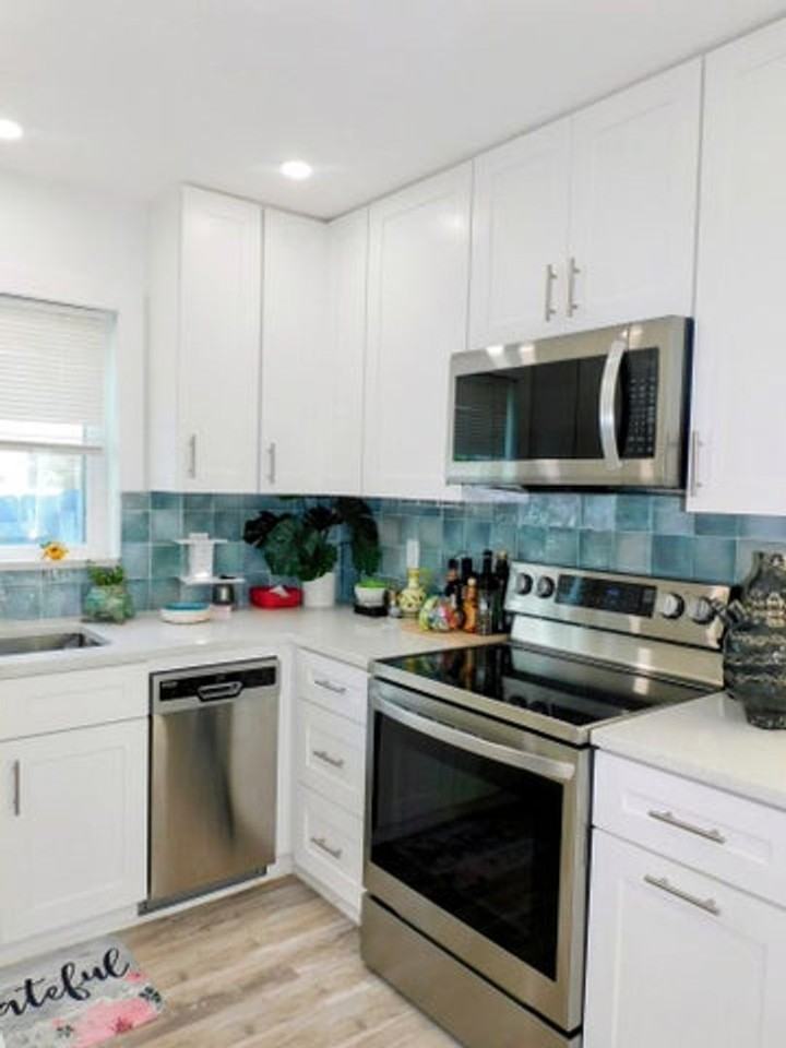 1702 N L St - Photo 2 of 20