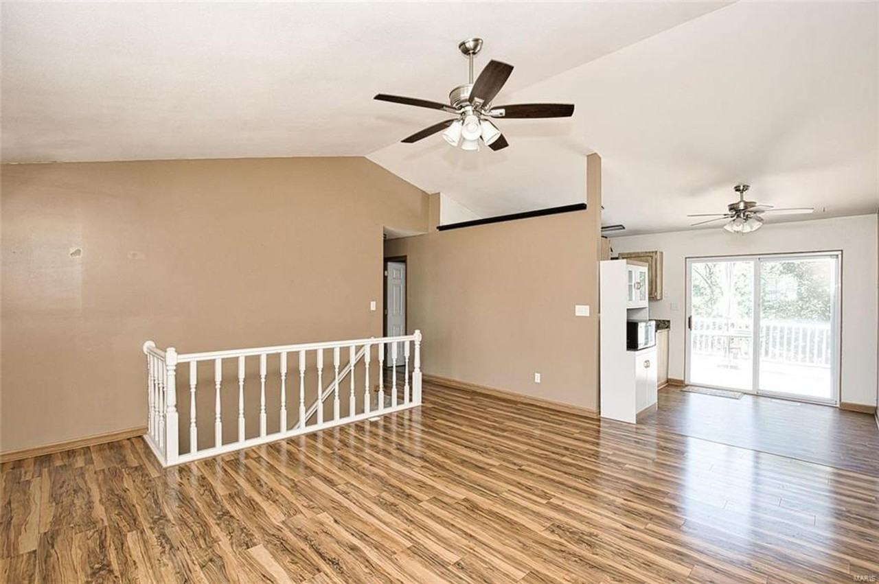 2252 Parkton Way - Photo 3 of 22