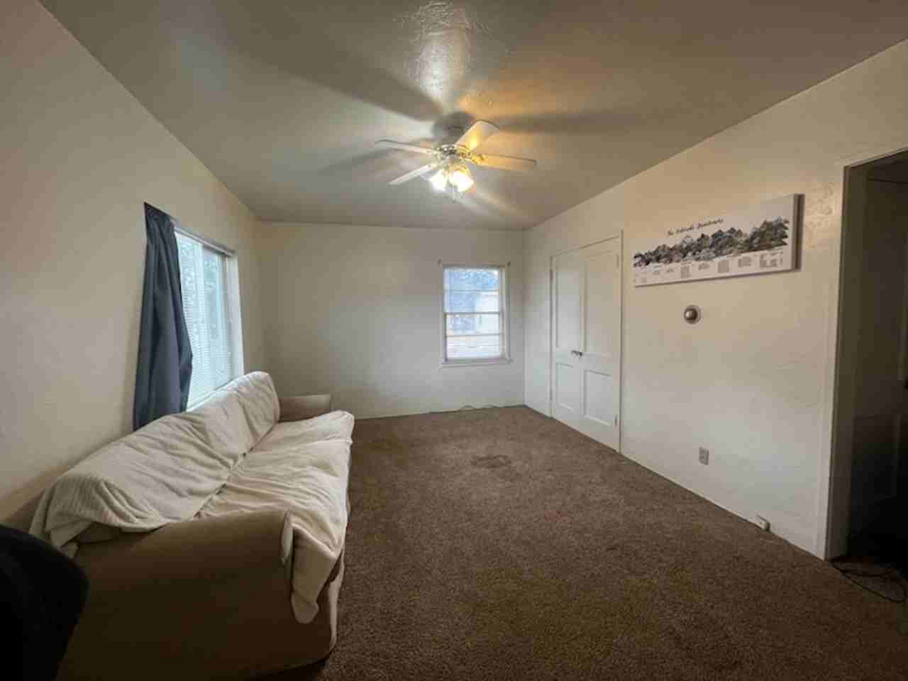 721 E College Dr - Photo 5 of 14