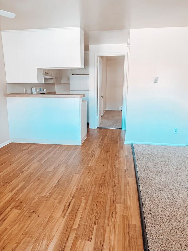 Lampliter Apartments - Photo 4 of 21