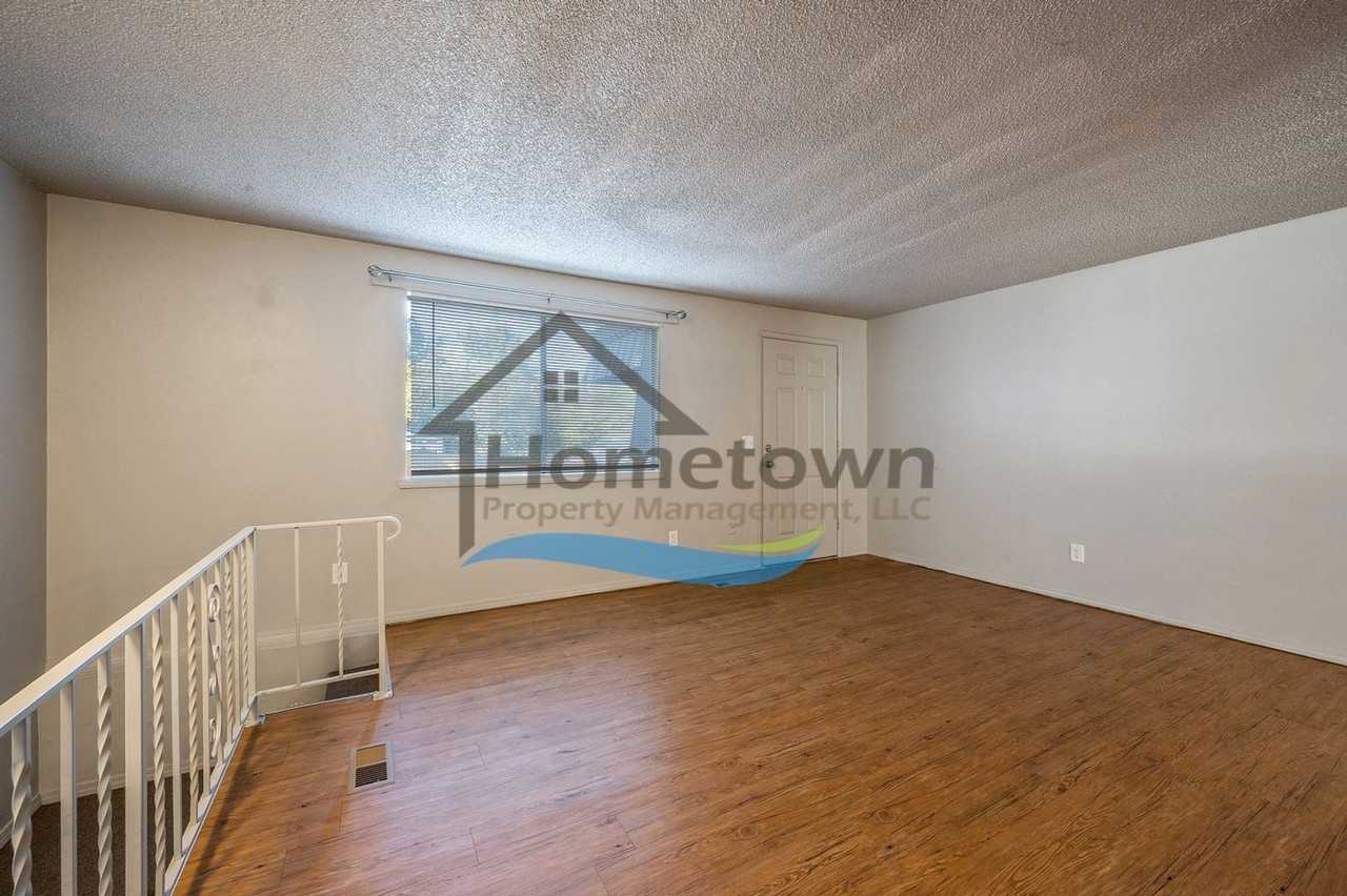 2420 N 8th St - Photo 7 of 25