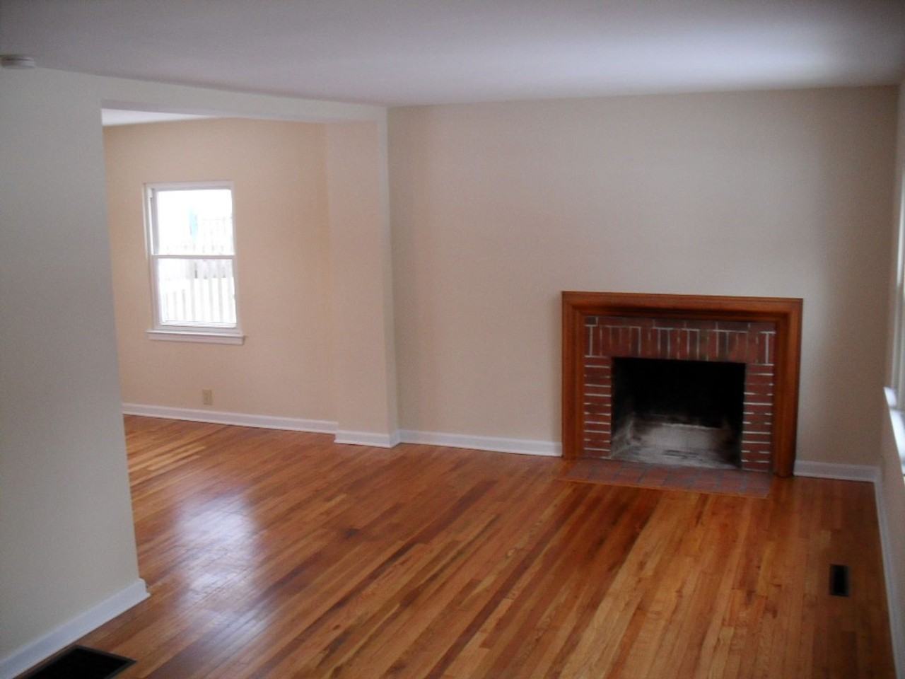 4905 Elks Dr - Photo 2 of 10