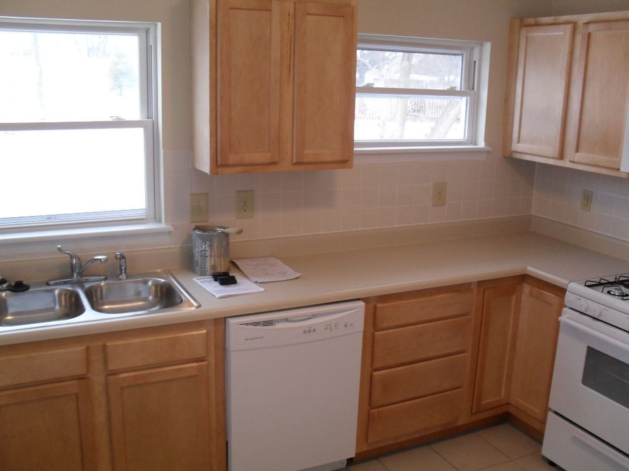 4905 Elks Dr - Photo 5 of 10