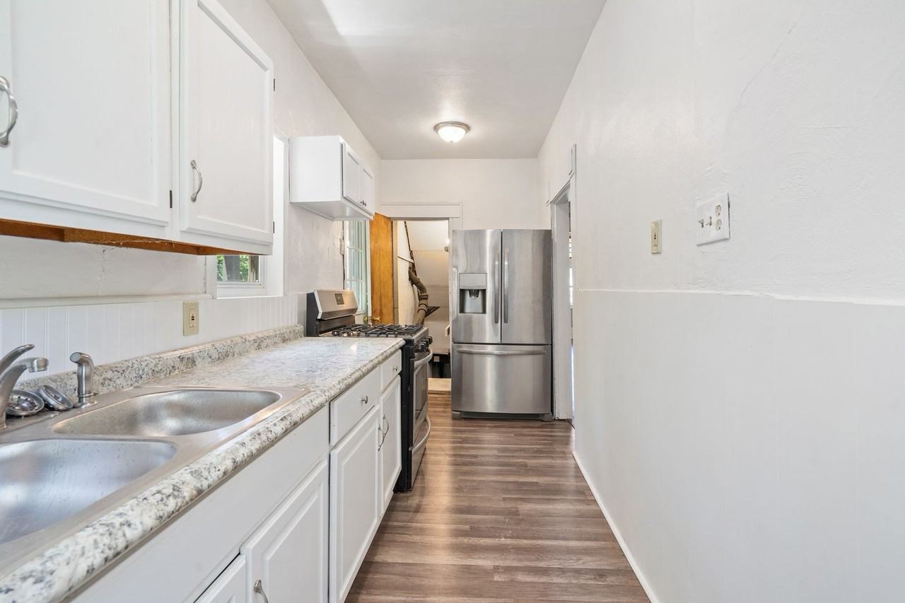 1223 Mutual St - Photo 7 of 16