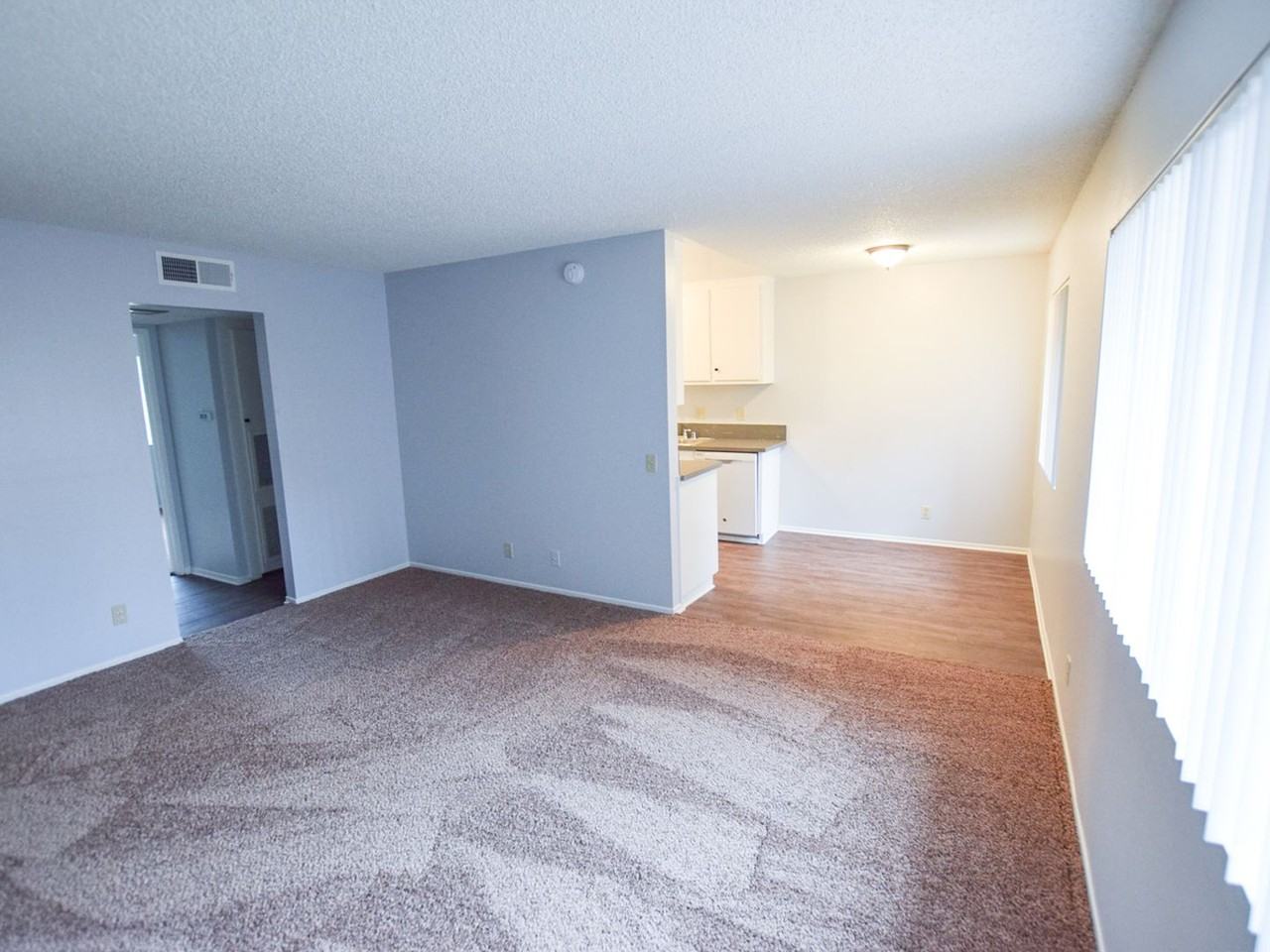 LOS FELIZ APARTMENTS - Photo 3 of 9