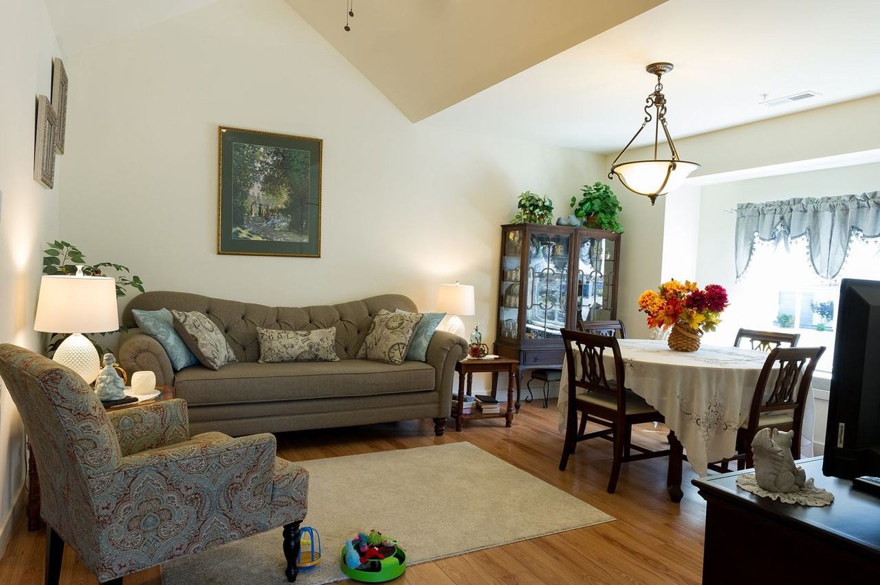 The Spinney at Van Dyke - Photo 3 of 42