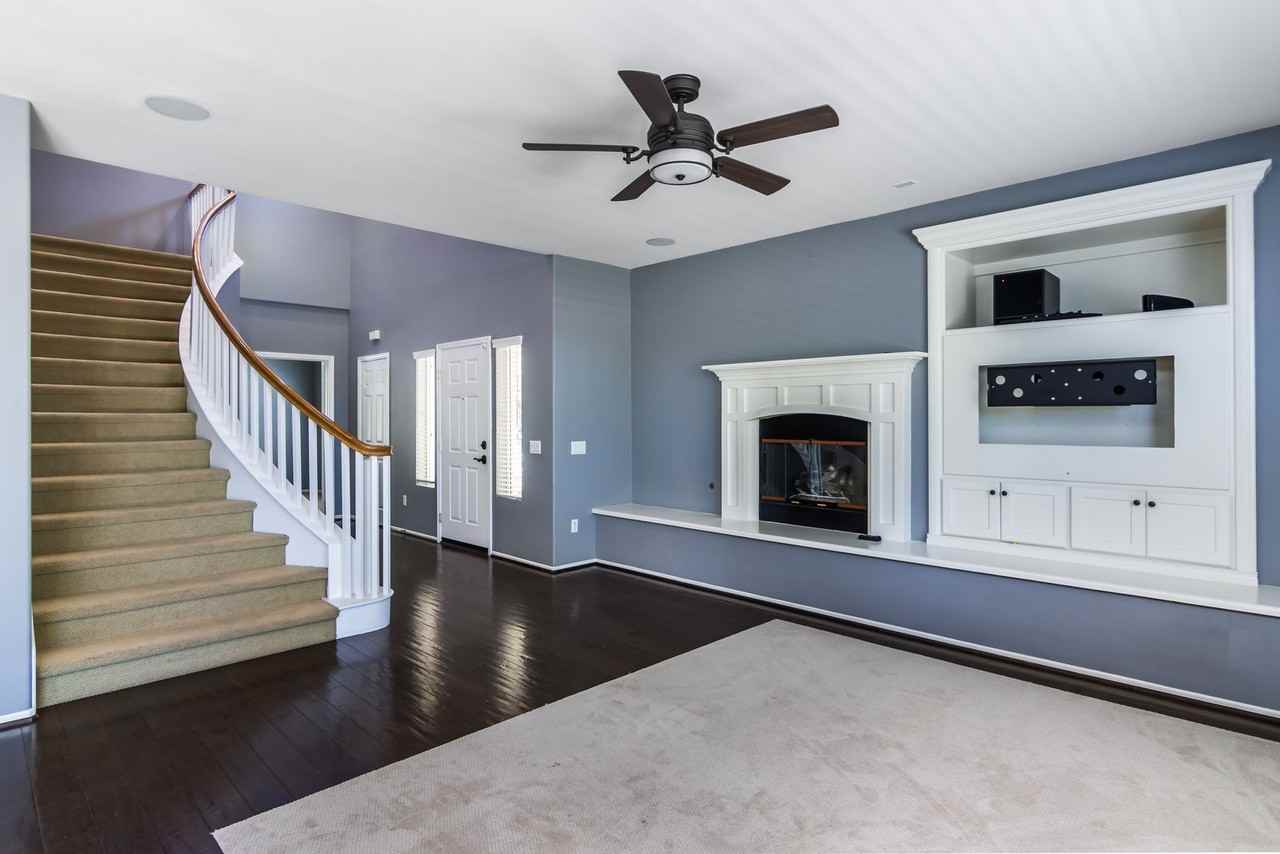 28031 Alta Vista Ave - Photo 4 of 32