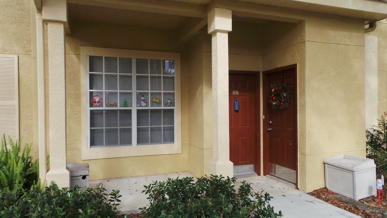 860 Grand Regency Pointe #105 - Photo 2 of 24