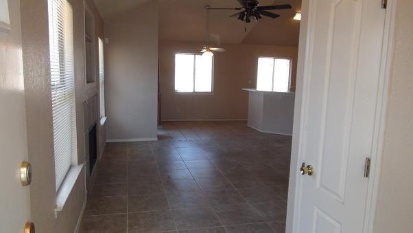 3269 Royal Terrace Ln - Photo 3 of 8